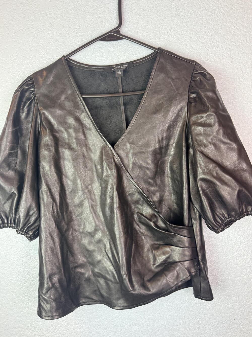 Marc New York Blouse Womens Small Brown Faux Leather Wrap Puff Sleeve V Neck Top